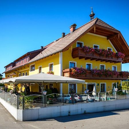 Gasthof Neuhofen Eugendorf Eksteriør billede