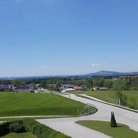 Gasthof Neuhofen Eugendorf Eksteriør billede